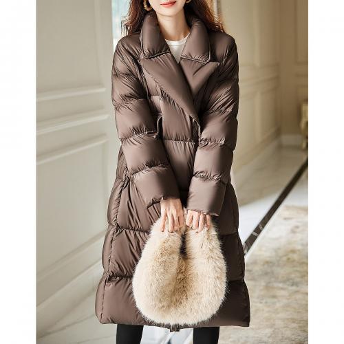 简约长款羽绒服