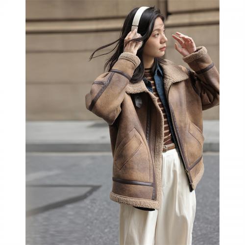 德玛纳皮毛一体羊羔毛外套女新款冬季麂皮绒机车服夹克羊羔绒