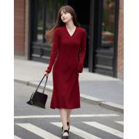 【优雅法式】2023秋新品法式扭结时尚V领长袖套头针织连衣裙