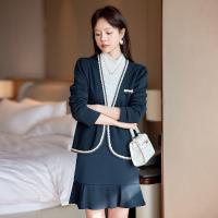 【小香风】春秋季款小香风百搭撞色麻花织带H版V领外套