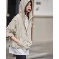 德玛纳秋季新品浅色连帽拉链小个子短款外套休闲运动风上衣