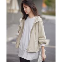 德玛纳秋季新品浅色连帽拉链小个子短款外套休闲运动风上衣