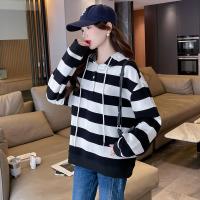 2023秋冬新款女连帽条纹卫衣百搭减龄学院风时尚韩版慵懒风潮