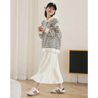 德玛纳春季新品黑白条纹连帽卫衣女休闲长袖宽松显瘦字母上衣