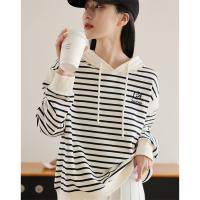 德玛纳春季新品黑白条纹连帽卫衣女休闲长袖宽松显瘦字母上衣