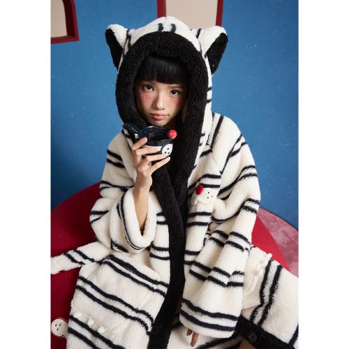 yso【酷猫系列】睡袍女秋冬季加厚珊瑚绒松弛感宽松长款女士睡衣D