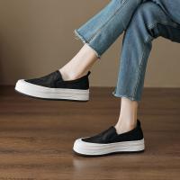 2024夏季时尚简约仙女蝴蝶透气网面厚底通勤日常一脚蹬渔夫鞋