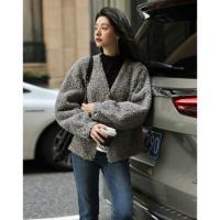 【灰色百搭款】2024冬款V领口袋仿羊羔毛外套