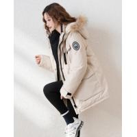 2024冬季女连帽毛领可脱卸工装羽绒服酷帅休闲风百搭高级感