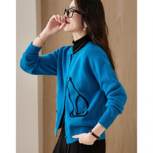 【立体简笔猫咪】冬季舒肤纤绒纱开衫圆领宽松藏肉针织线衫女上衣