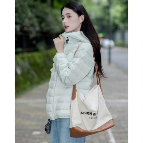 【30D气疑胶】冬季90鹅绒火山岩抑菌红外蓄热连帽印花羽绒服