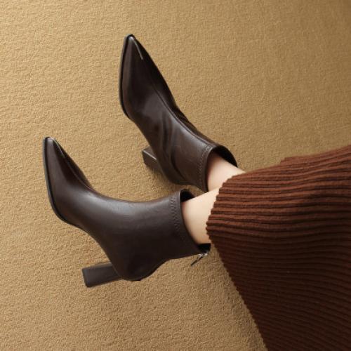 【极简显高】25冬细铁头纯色百搭简约短靴立体剪裁修饰腿型女靴