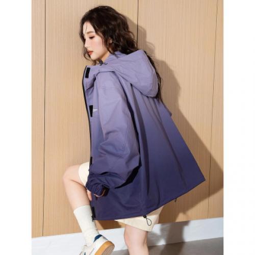 【防水】唐狮2026秋冬季新款渐变连帽外套女冲锋少年上衣休闲运动