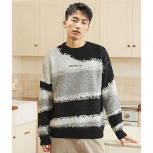 唐狮2026秋冬季情侣毛衣女圆领套头精致刺绣字母渐变超好看毛线衫