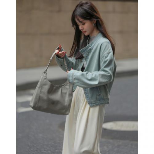 【舒展自在态度】秋季韩风设计感不对称藏肉时髦好搭女式牛仔外套