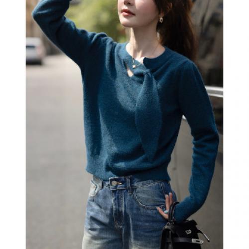 【海风写的诗】2025冬气质飘带圆领线衫舒适慵懒小个子针织衫女上衣