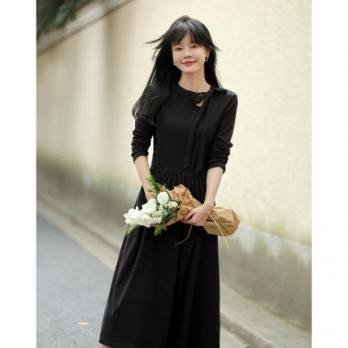 【霞光映日】秋法式文艺镂空绑带复古A字收腰遮肉中长女连衣裙