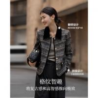 【格纹智趣】冬季含绵羊毛复古保暖翻领拼接设计感撞色宽松女外套