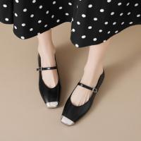 简约时尚韩系金属小方头日常舒适百搭方跟玛丽珍女单鞋