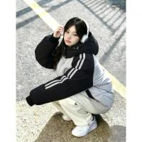 唐狮2026冬季羽绒外套女连帽撞色拼短款羽绒服美式学院风百搭上衣