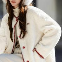 唐狮2026秋冬季仿羊羔毛外套女圆领小香风厚款外套白色温柔淑女风