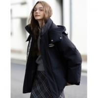 唐狮2026冬装新款女羽绒服连帽小众设计感休闲宽松短款羽绒外套